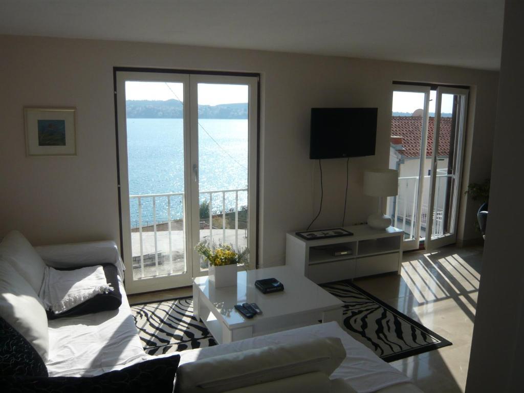 G&B Apartments Trogir Habitación foto